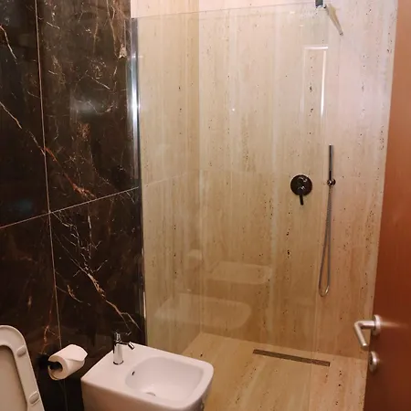 Altamar Luxury Suites&penthouse Appartement Golem (Tirana)