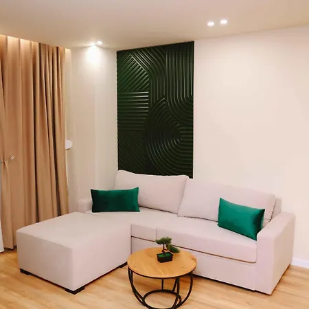 Altamar Luxury Suites&penthouse Golem (Tirana)