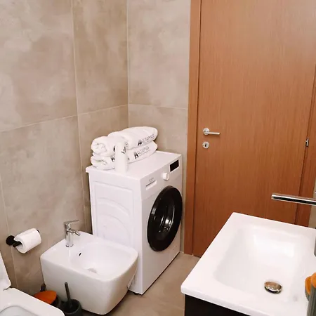 Altamar Luxury Suites&penthouse Golem (Tirana)